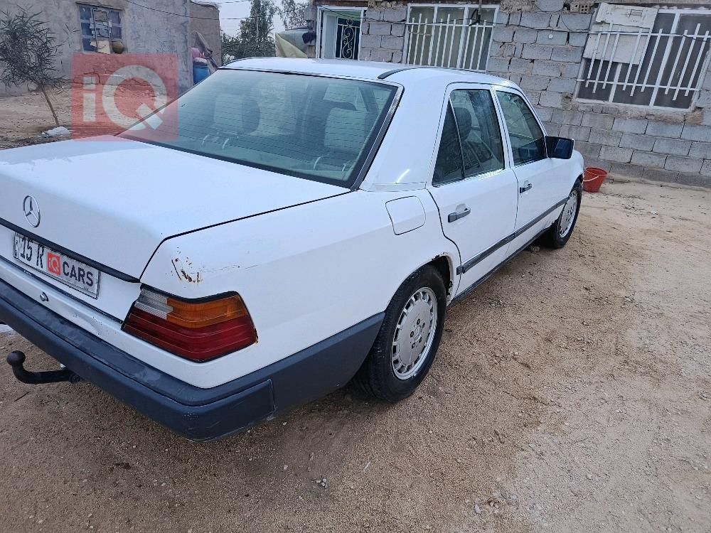 مرسيدس بنز E-Class
